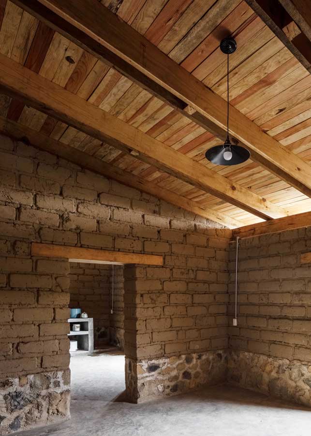 Reconstruyen casas de adobe en Morelos - Gaceta UNAM