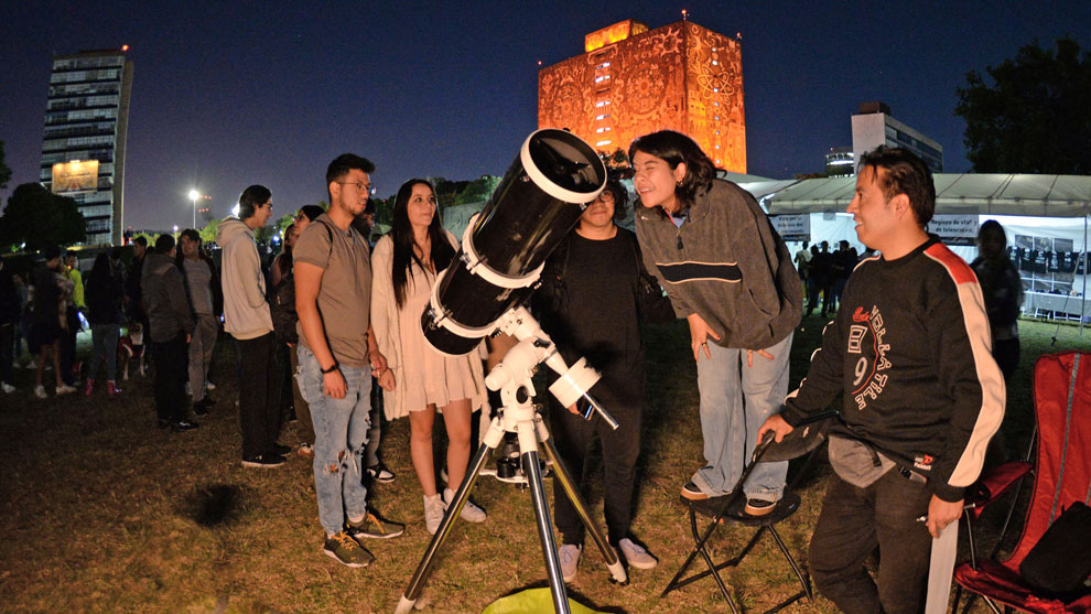 Encabezará el astronauta José Hernández La Noche de las Estrellas - Gaceta UNAM